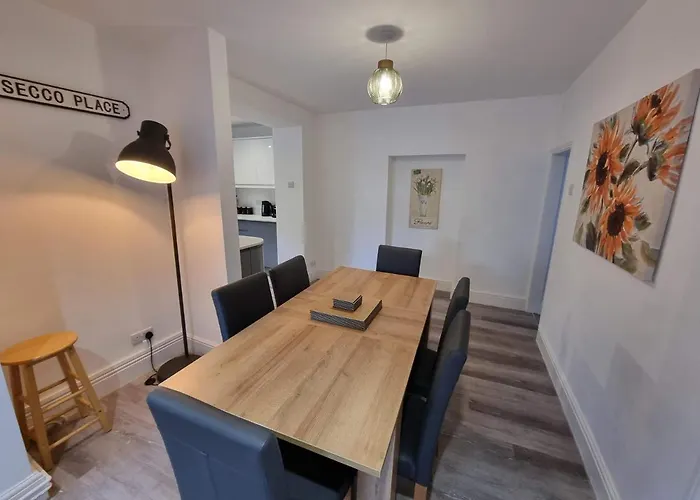 Well By Cliftonvalley Feriehus Bristol