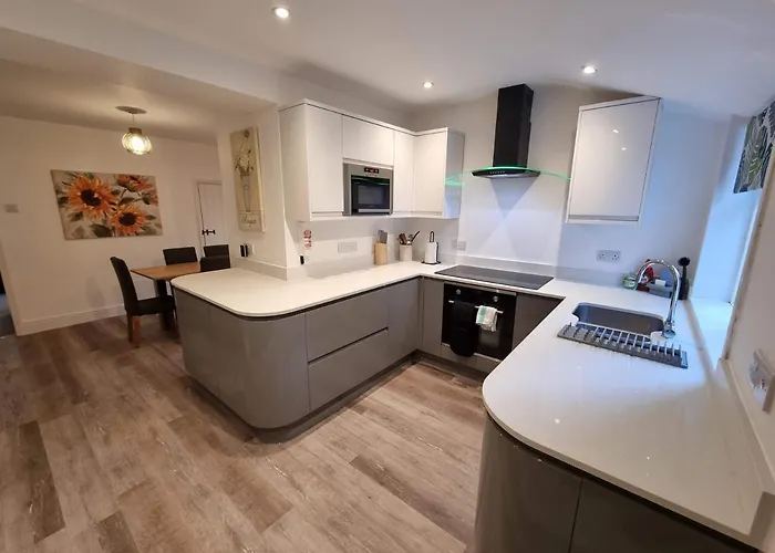 Well By Cliftonvalley Feriehus